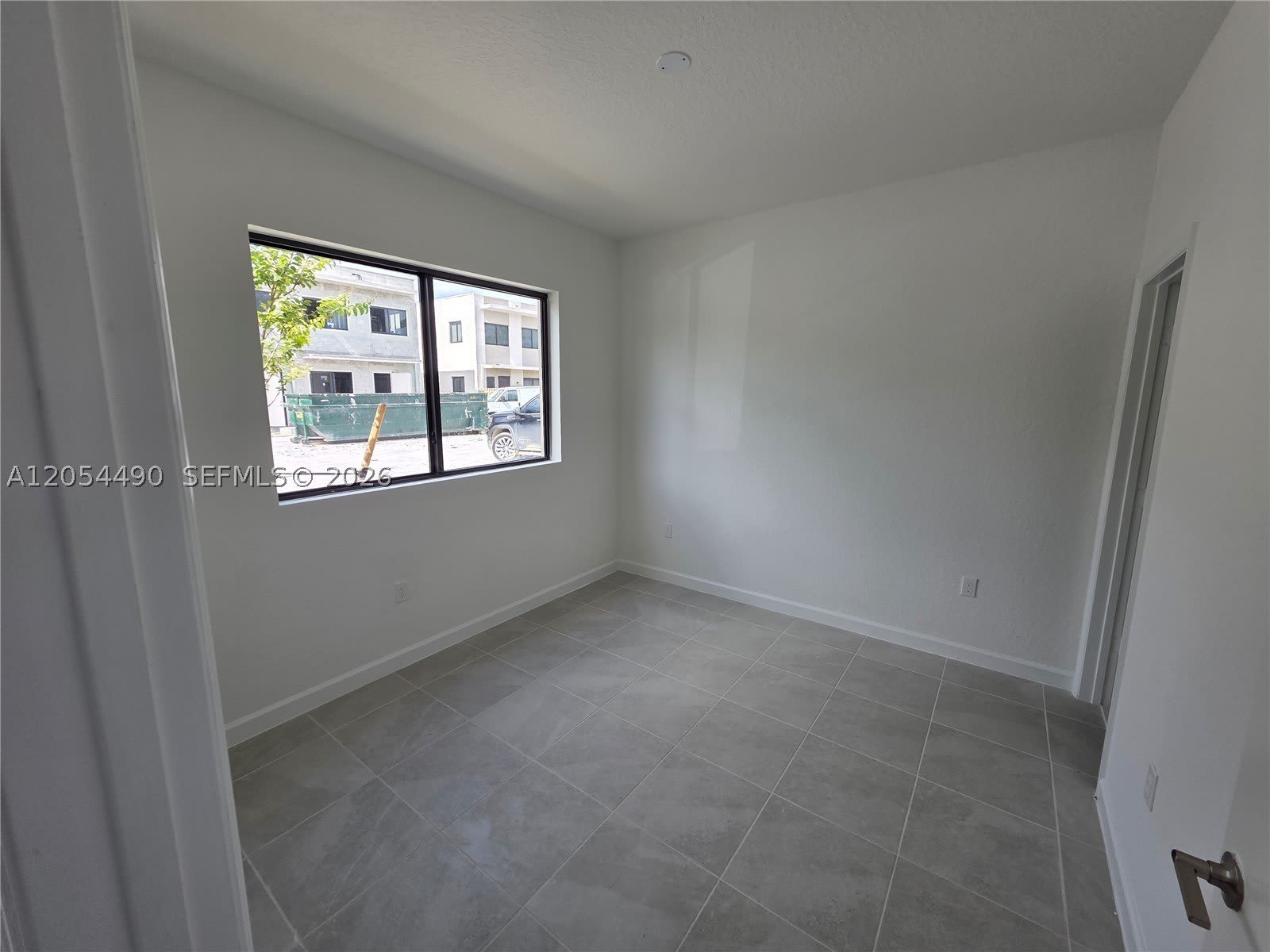 13847 SW 261st St – photo 2