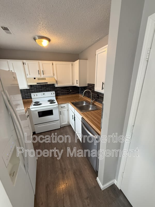 501 Colorado Street – photo 4