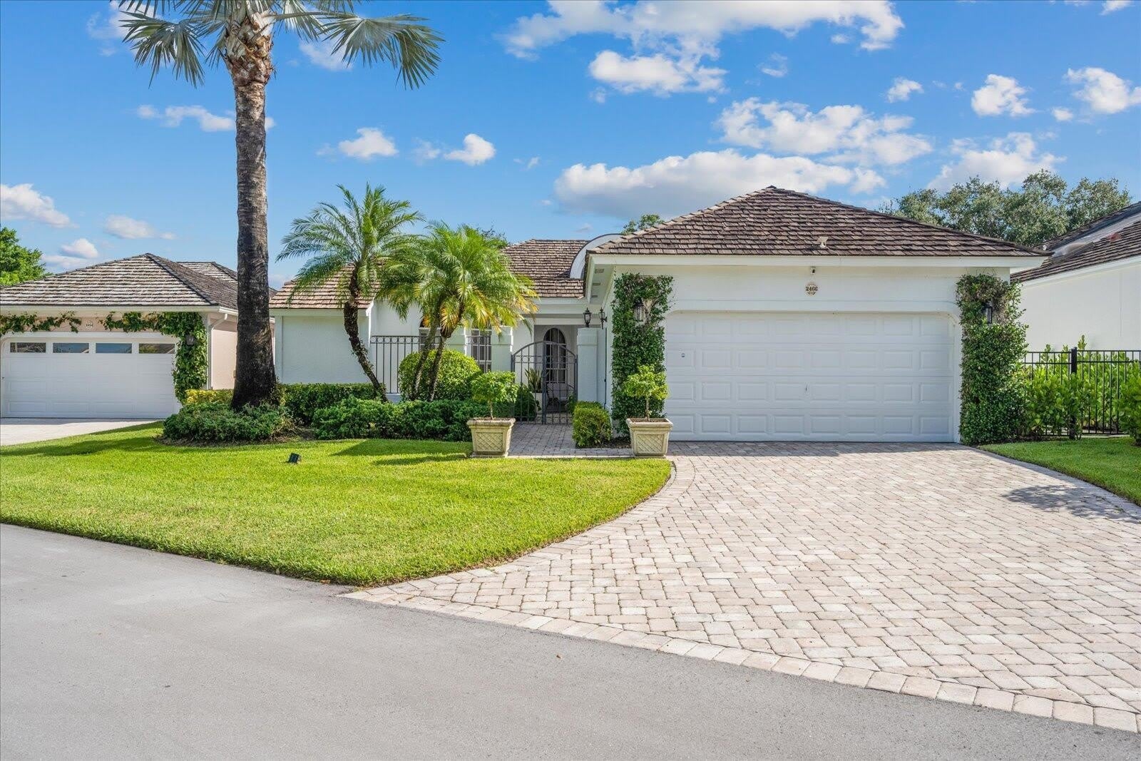 2466 Muir Circle – photo 1