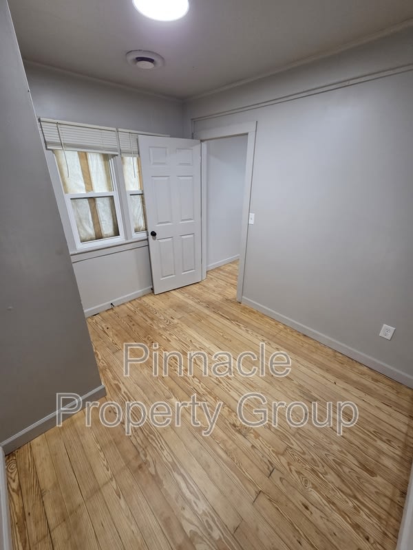 832 North Leroy Street – photo 5
