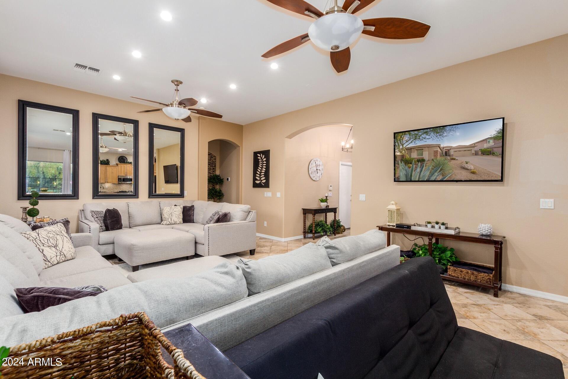 3103 West Sentinel Rock Road – photo 3