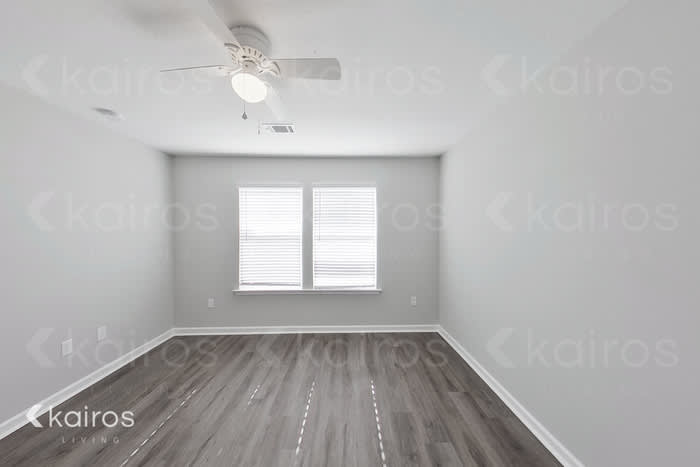 158 Cottage Grove Road – photo 3