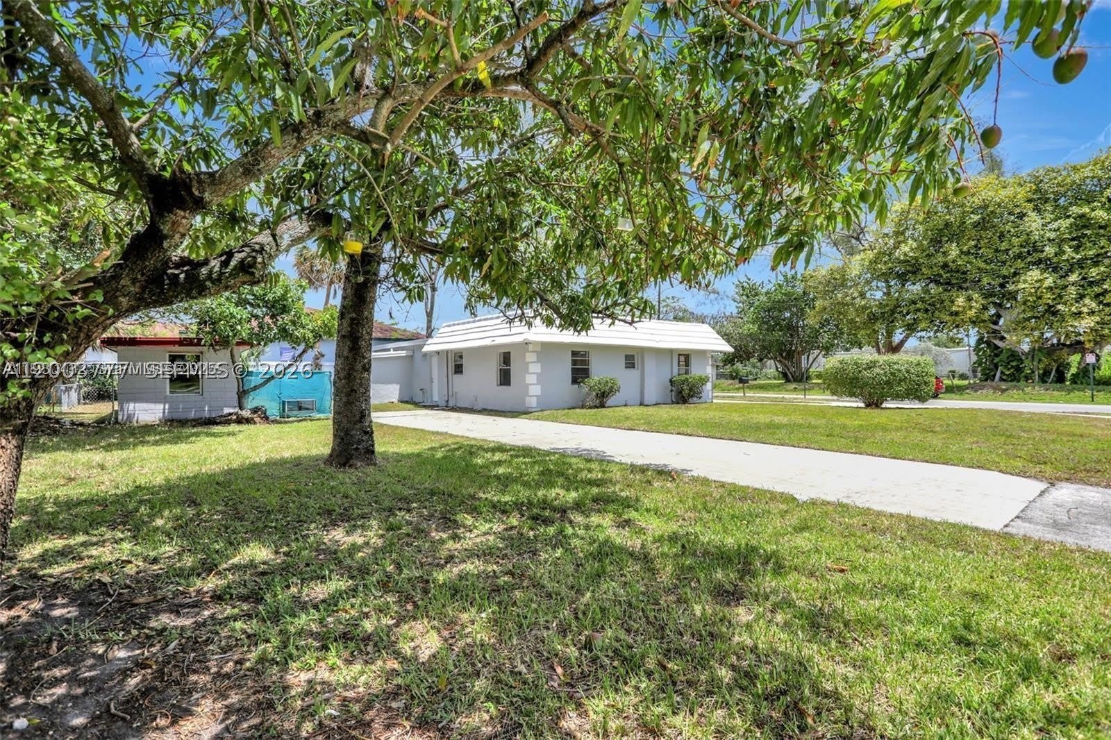 2701 Nw 18Th Ter – photo 3