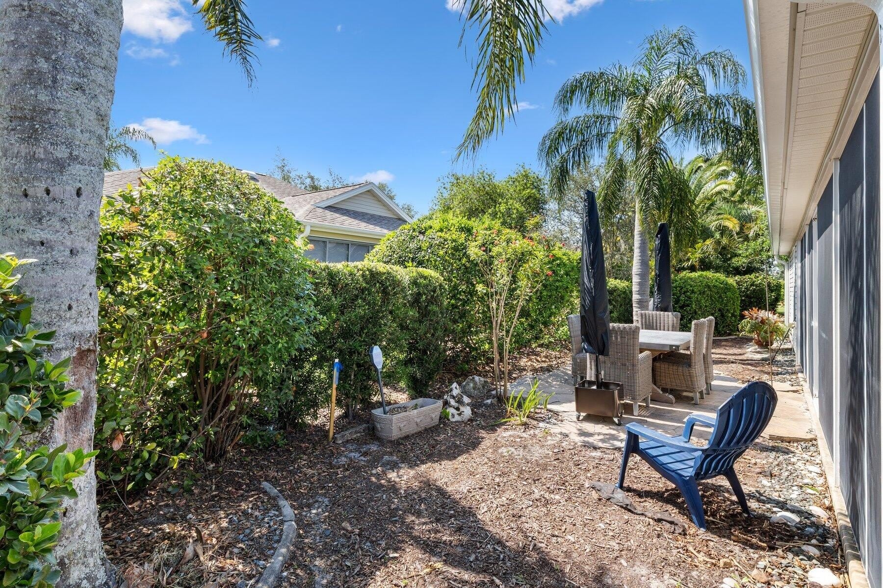 734 Winifred Way – photo 4