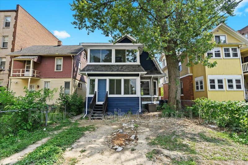 1174 Seward Avenue – photo 3