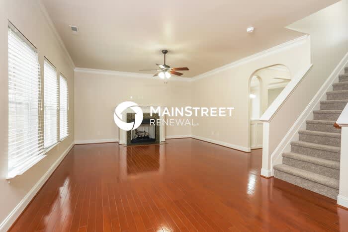 5420 Esher Drive – photo 2