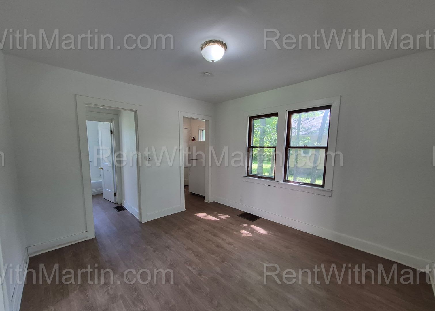 FOR RENT- 824 Logan Ave *PETS OK* *BUILD YOUR CREDIT* MOVE IN PROMO~~ SEC 8 ACCEPTED – photo 5