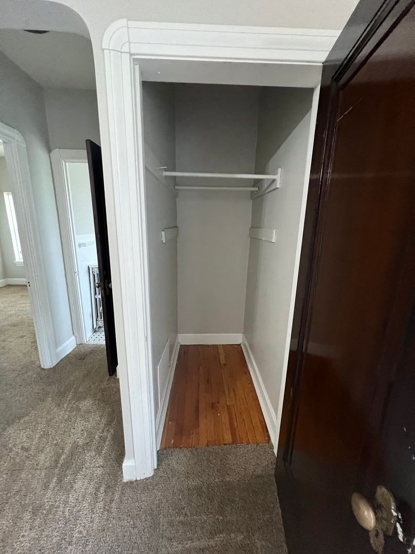 1385 Manor Park Avenue – photo 4