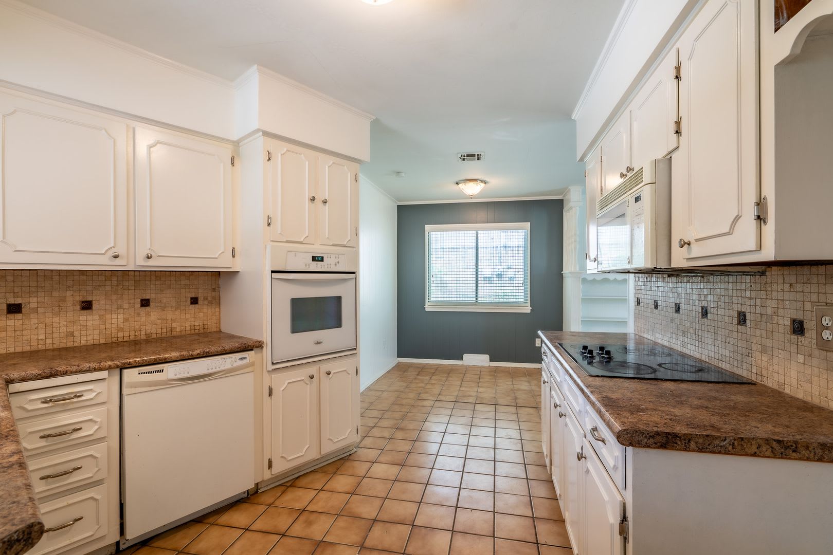 9041 E 33rd St, Tulsa, OK 74145 – photo 3