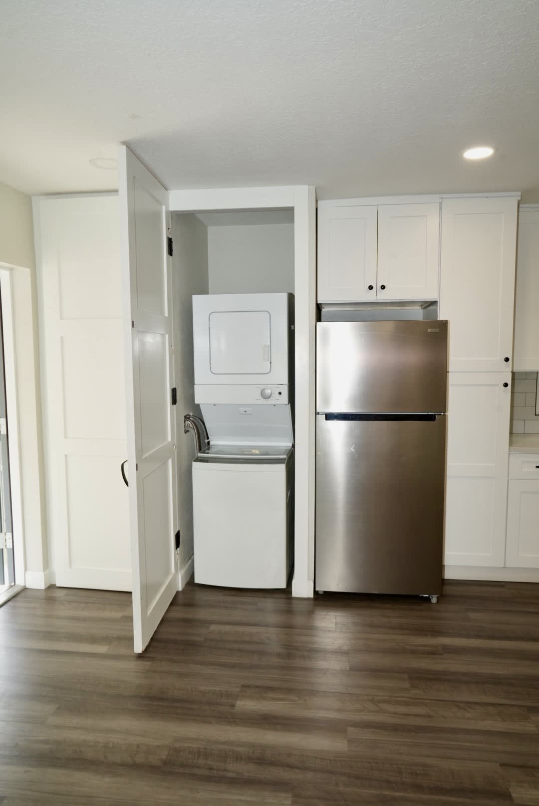 885 Ruby Ave – photo 5