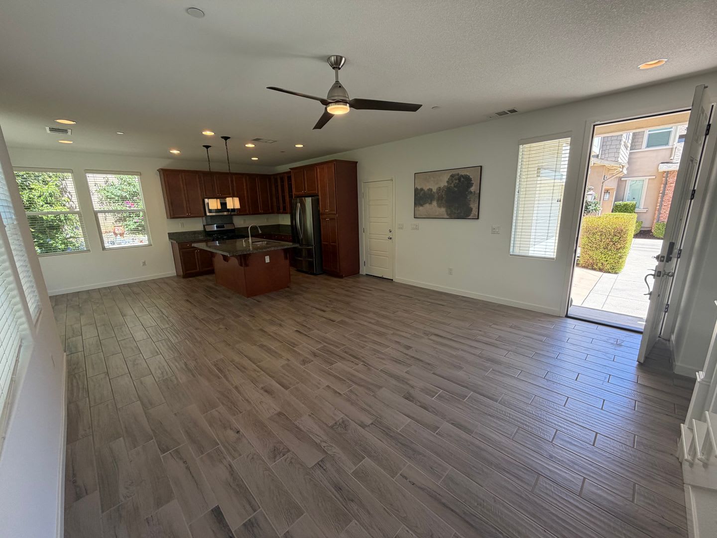 3 Bedroom 2 5 Bathroom Mckinley Village Single Family Home – photo 4