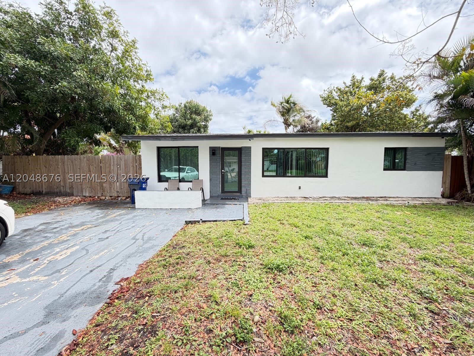 3360 NE 12th Ter – photo 3