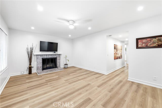 24961 Express Drive – photo 4
