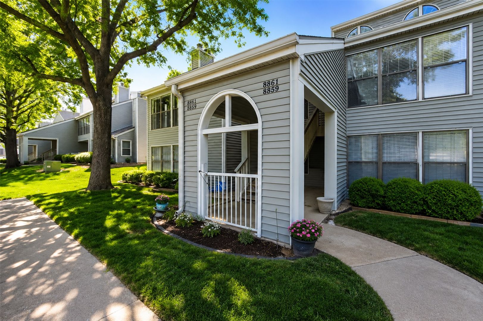 8861 W 106th Terr – photo 1