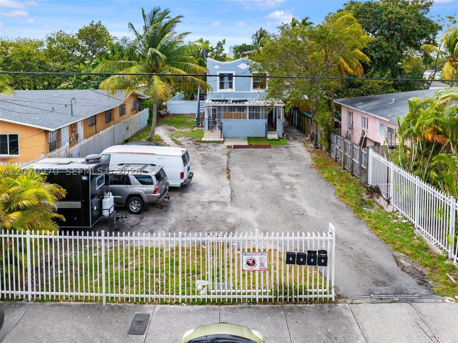1236 NW 28th St – photo 4