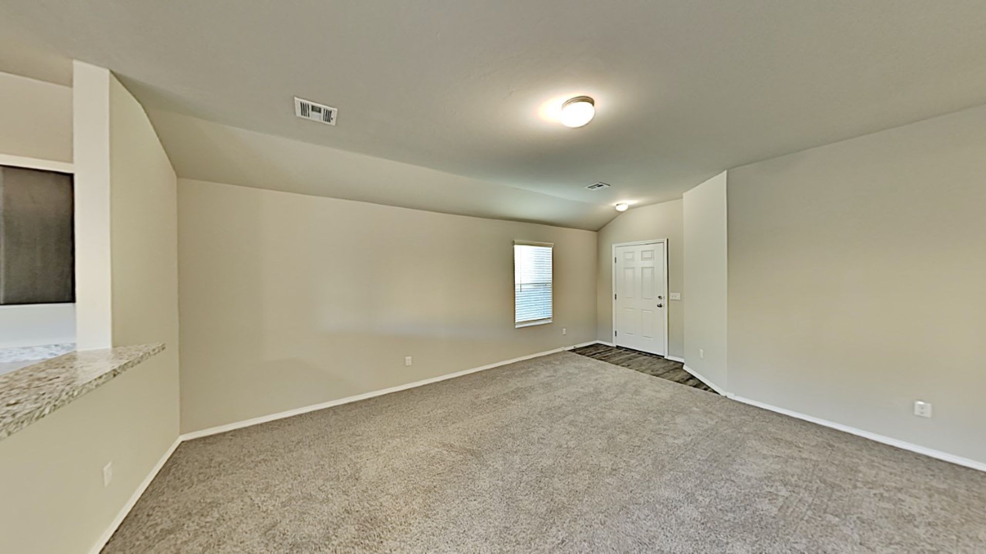 Beautiful 3 Bedroom 2 Bath Home In Mustang Schools – photo 4