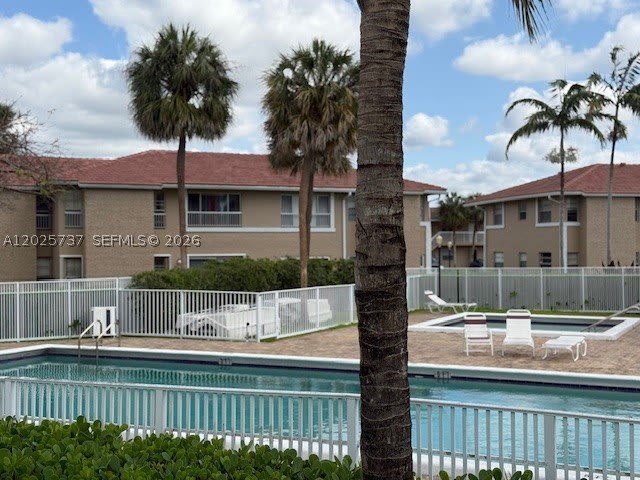 922 TWIN LAKE DR – photo 3