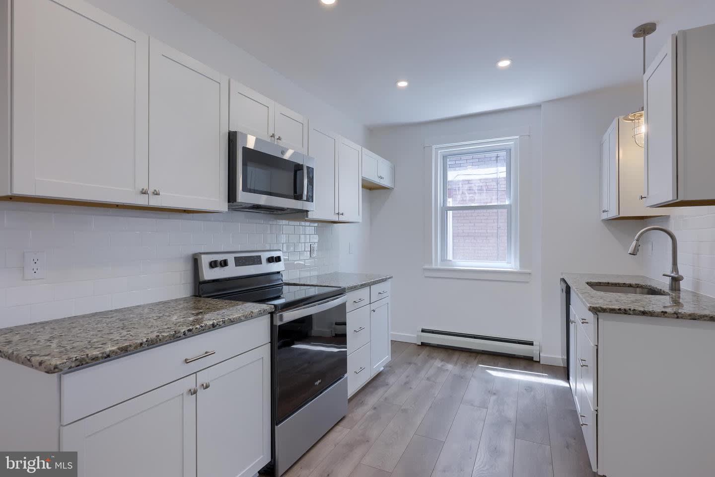 230 North Sterley Street – photo 3