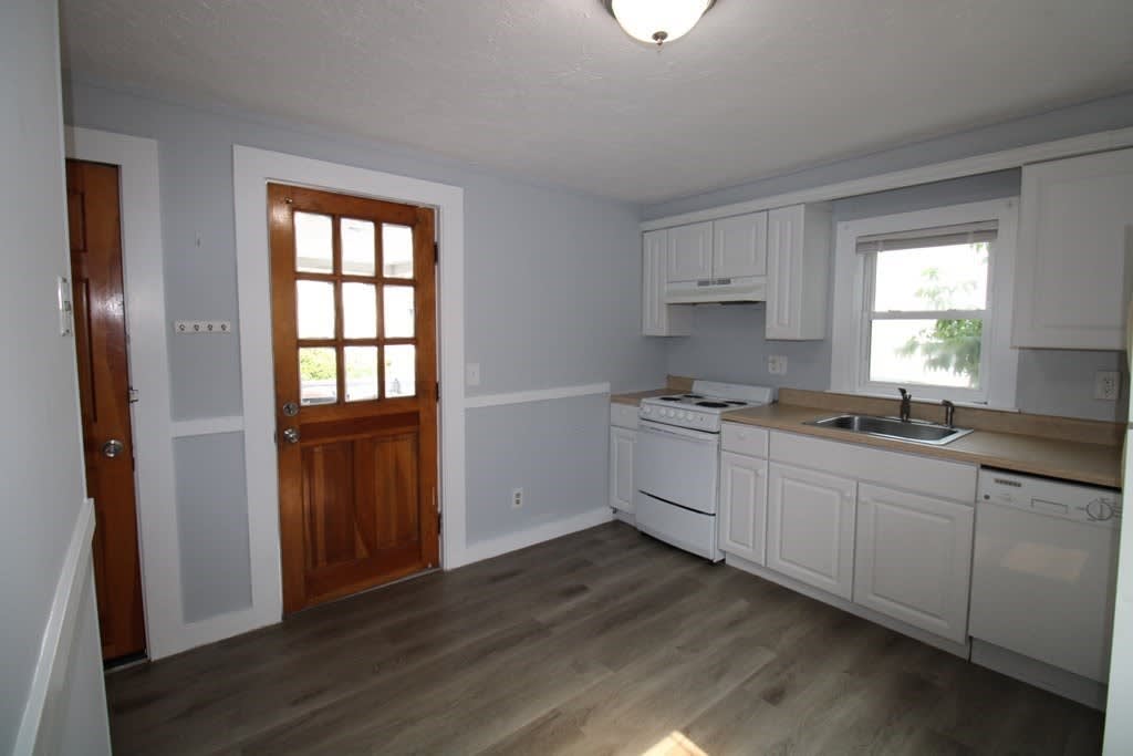 15 Morse St – photo 2