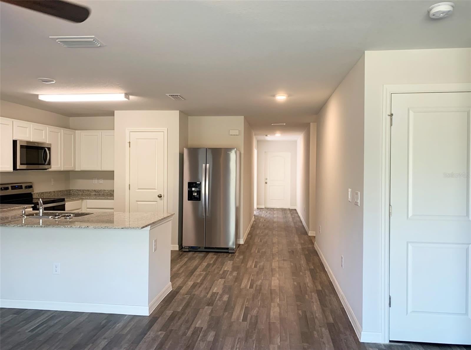 1271 S MCDUFF Street – photo 4