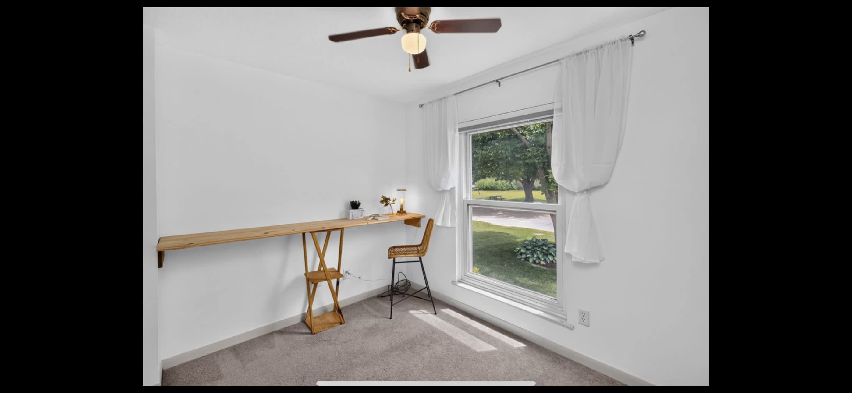 1410 Northwest Pebble Drive – photo 1
