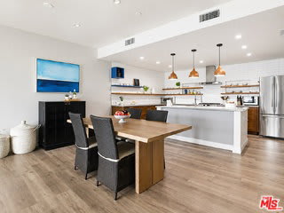 2479 Lake View Avenue – photo 4