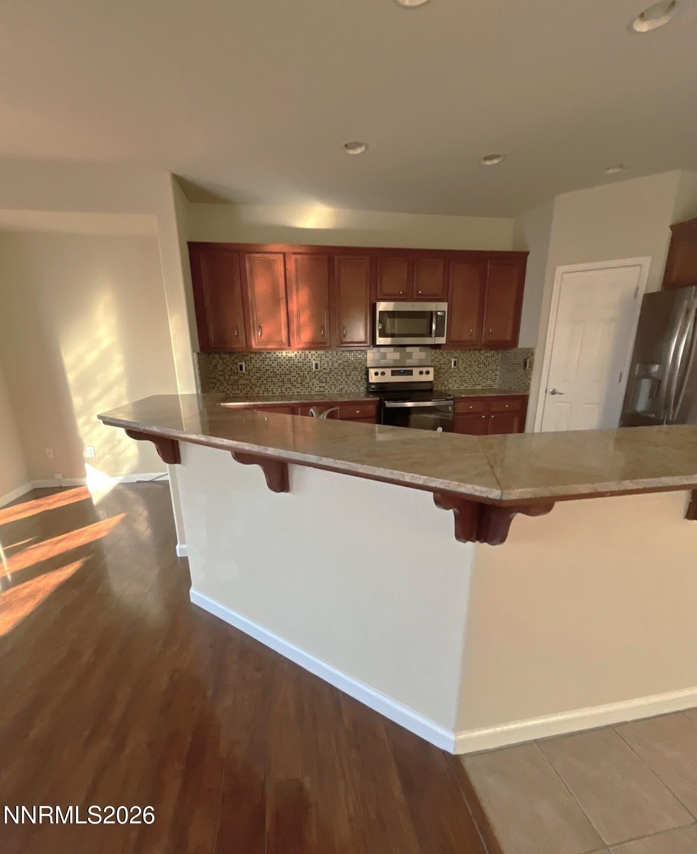2441 Hibernica Lane – photo 2