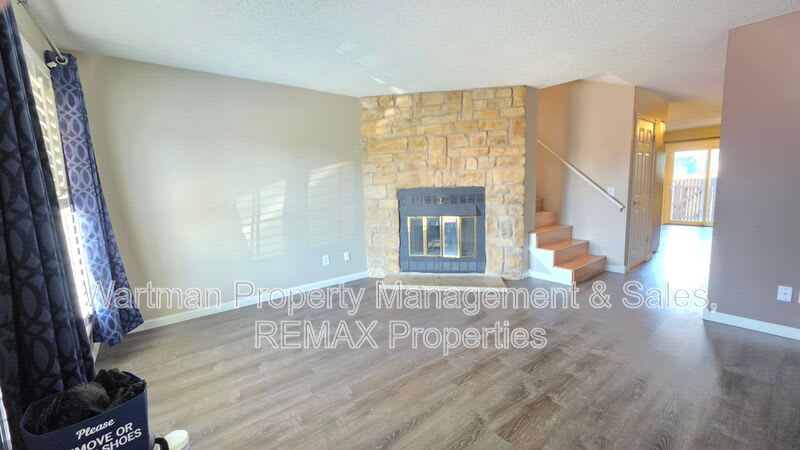4231 Charleston Dr – photo 3
