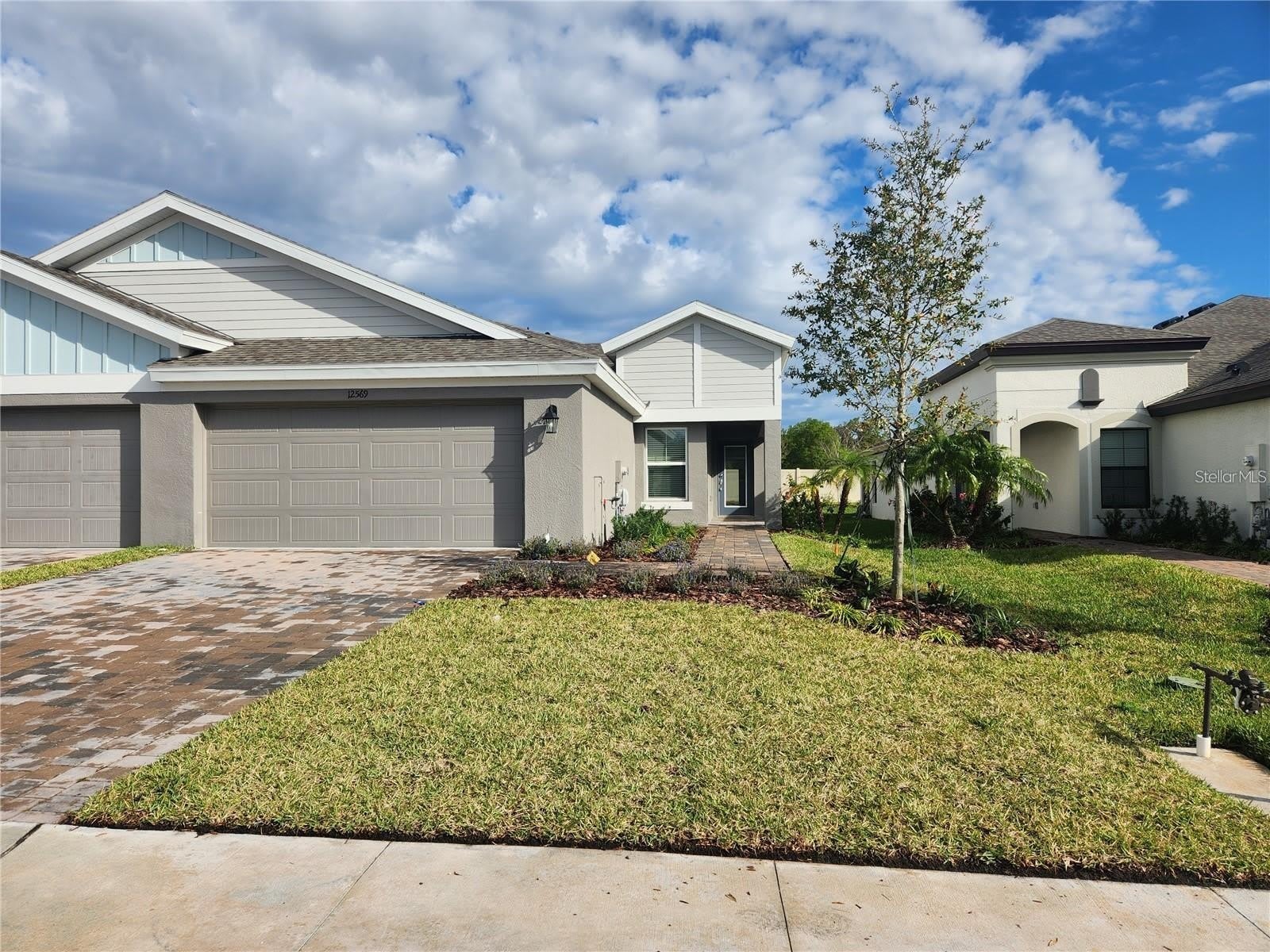 12533 OAK HILL Way – photo 1