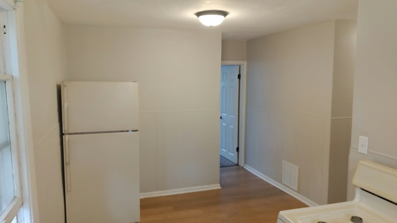 192 Richter Street – photo 2