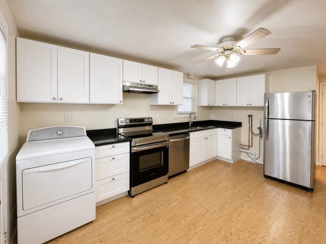127 Norfolk St. – photo 2