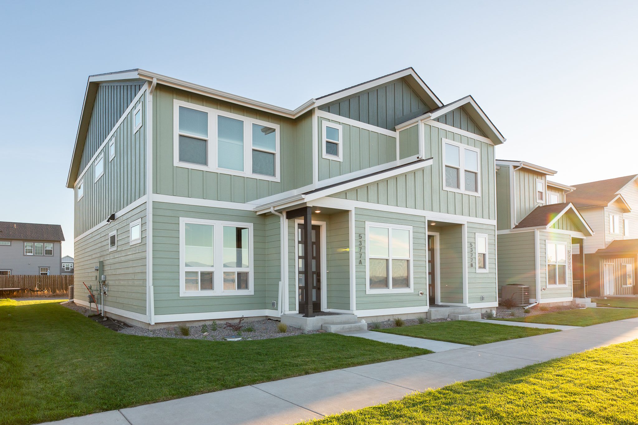 5377 Remington Drive – photo 2