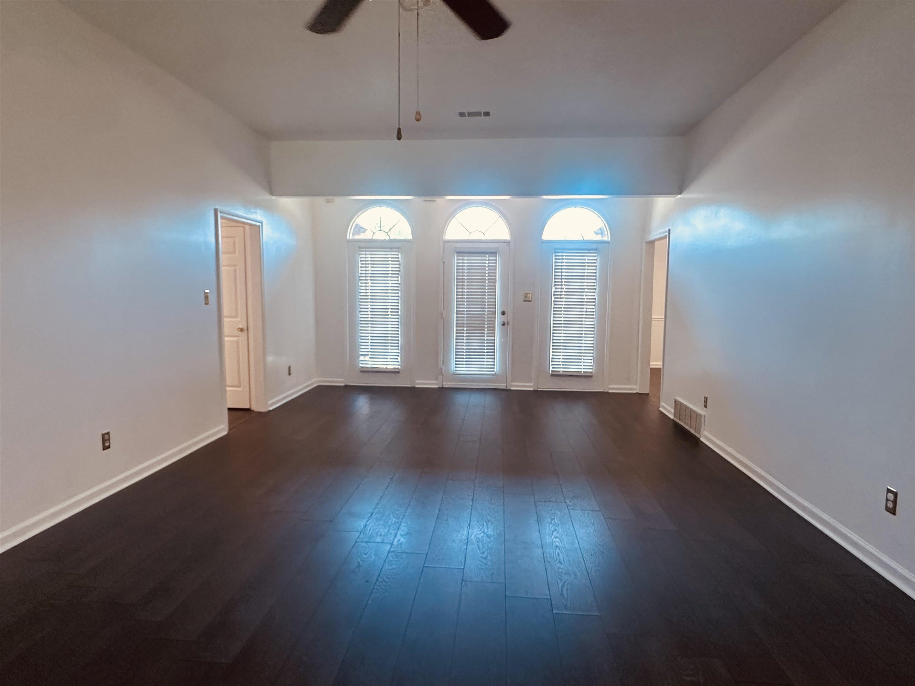 8305 CRIMSON CREEK Dr – photo 5