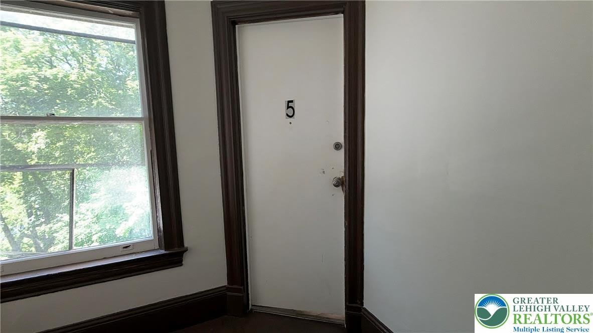 78 S Main – photo 5