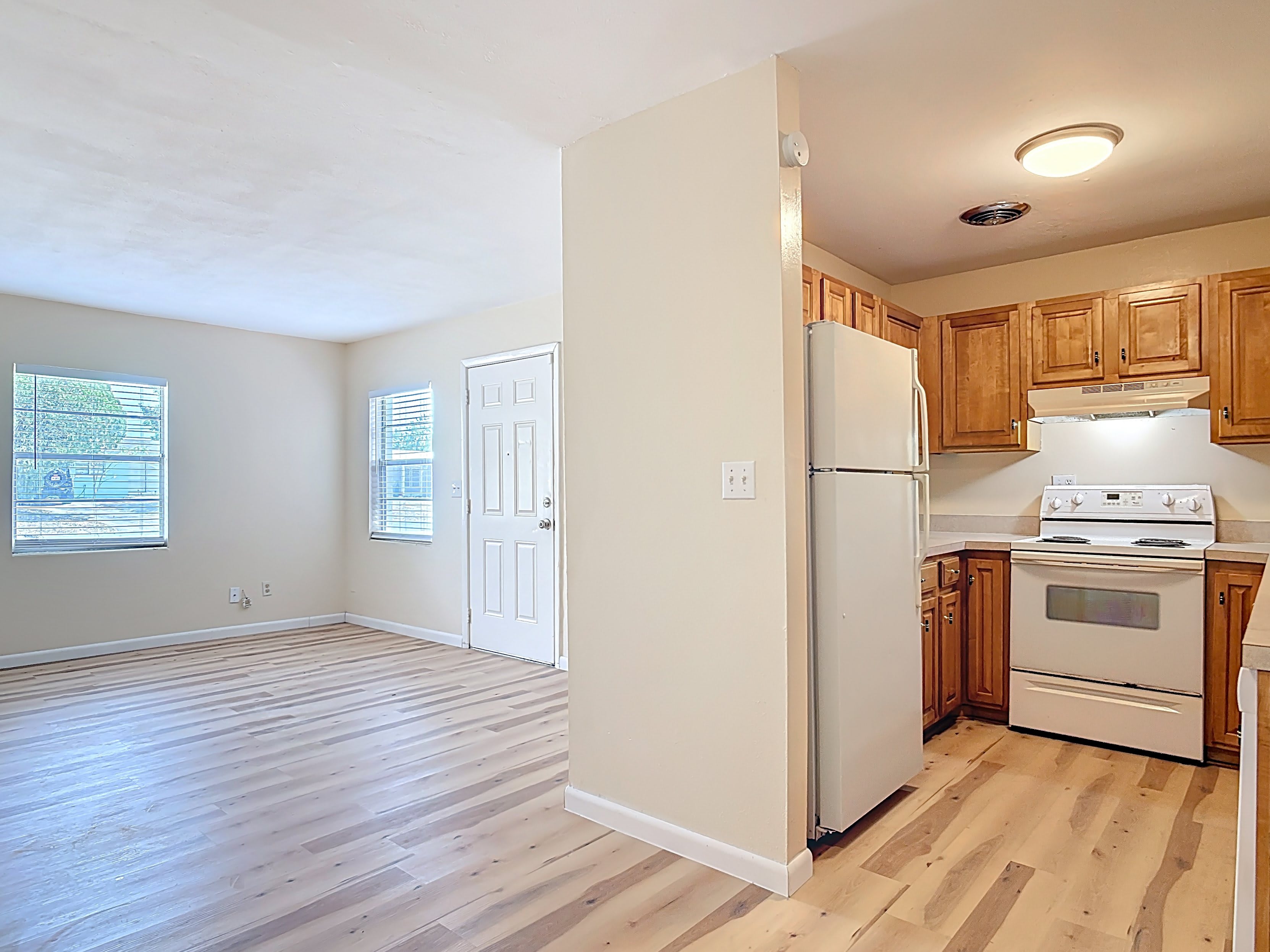 1590 Hilldale Road – photo 5