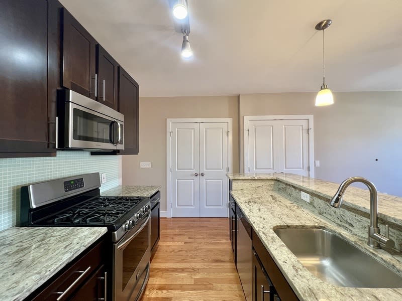 1353 Adams Street Northeast – photo 4