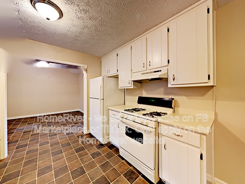 6324 Mount Pisgah Ln – photo 4