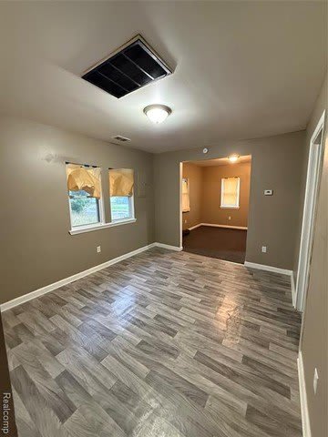 3214 S Grand Traverse Street – photo 4