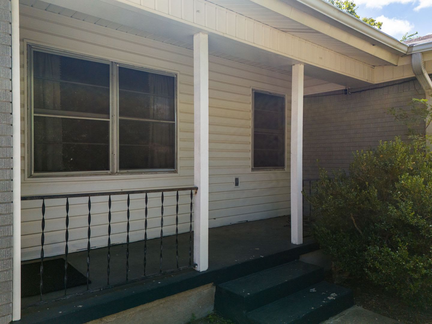 500 Off First Months Rent – photo 4