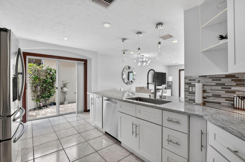 6362 Brava Way – photo 5