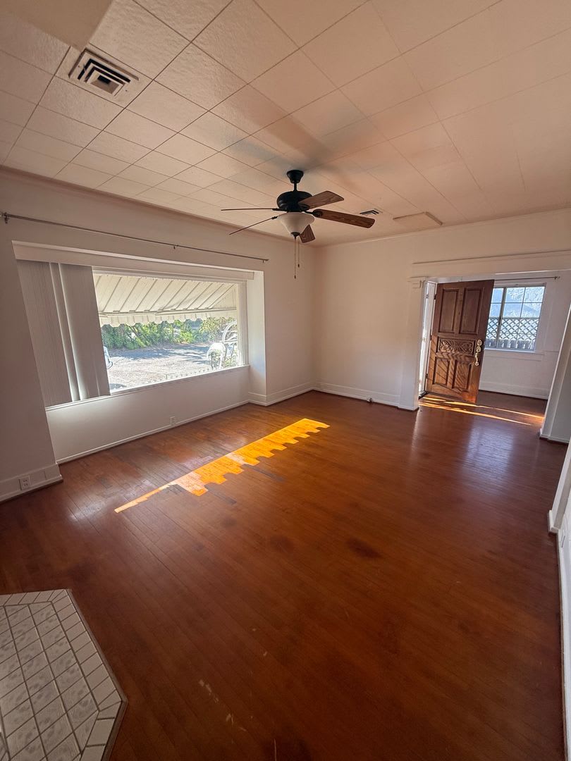 AFFORDABLE 3 BEDROOM HOME IN SPRING VALLEY – photo 4