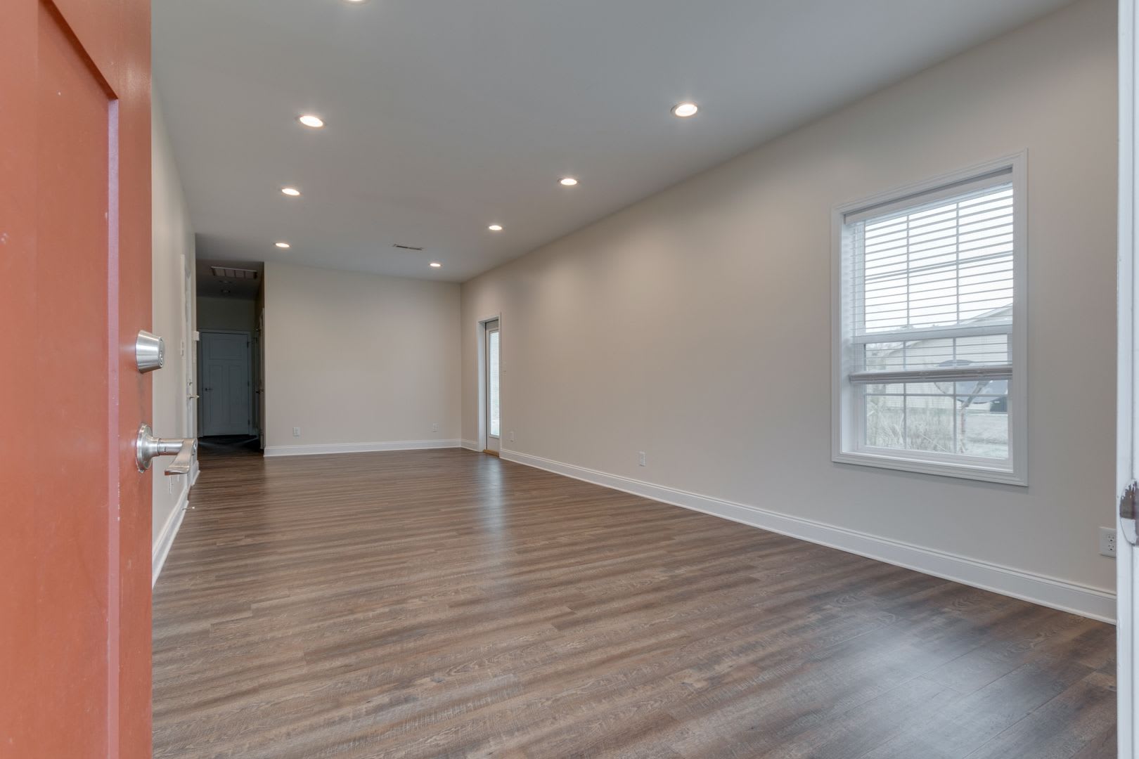 2 BR 2 Bath Condo with Garage – photo 3