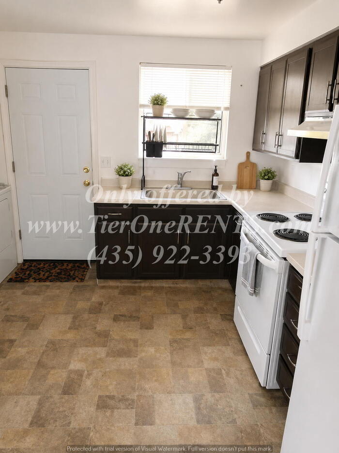 2277 East Gregson Avenue – photo 4