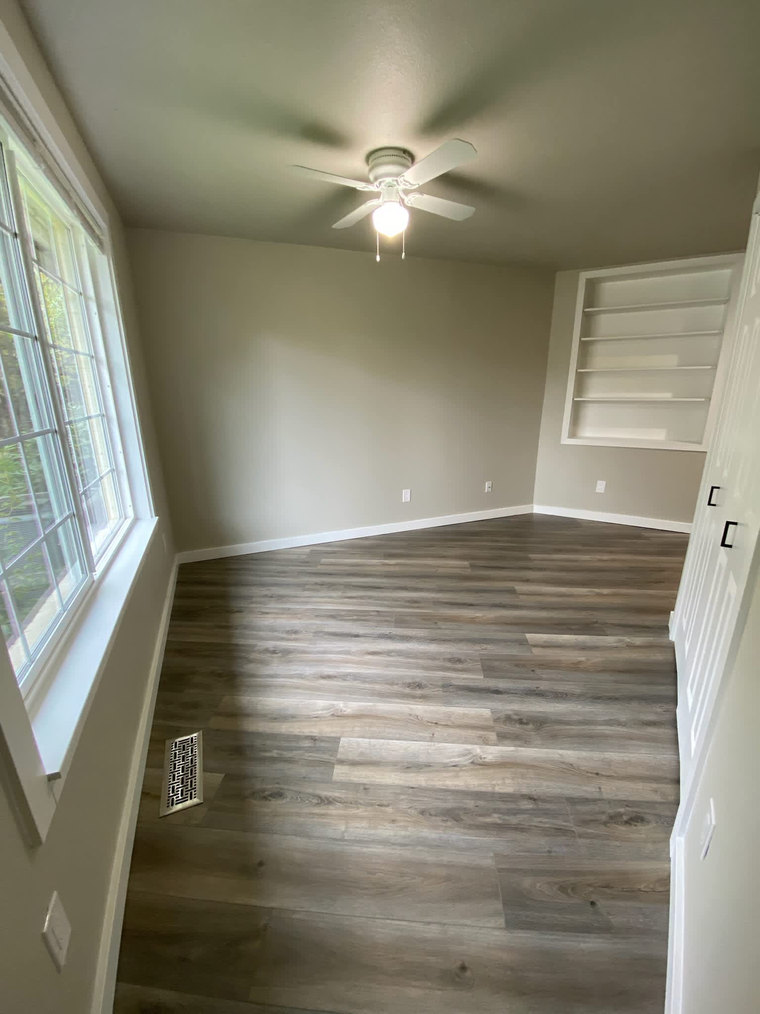 509 E 70Th St – photo 3