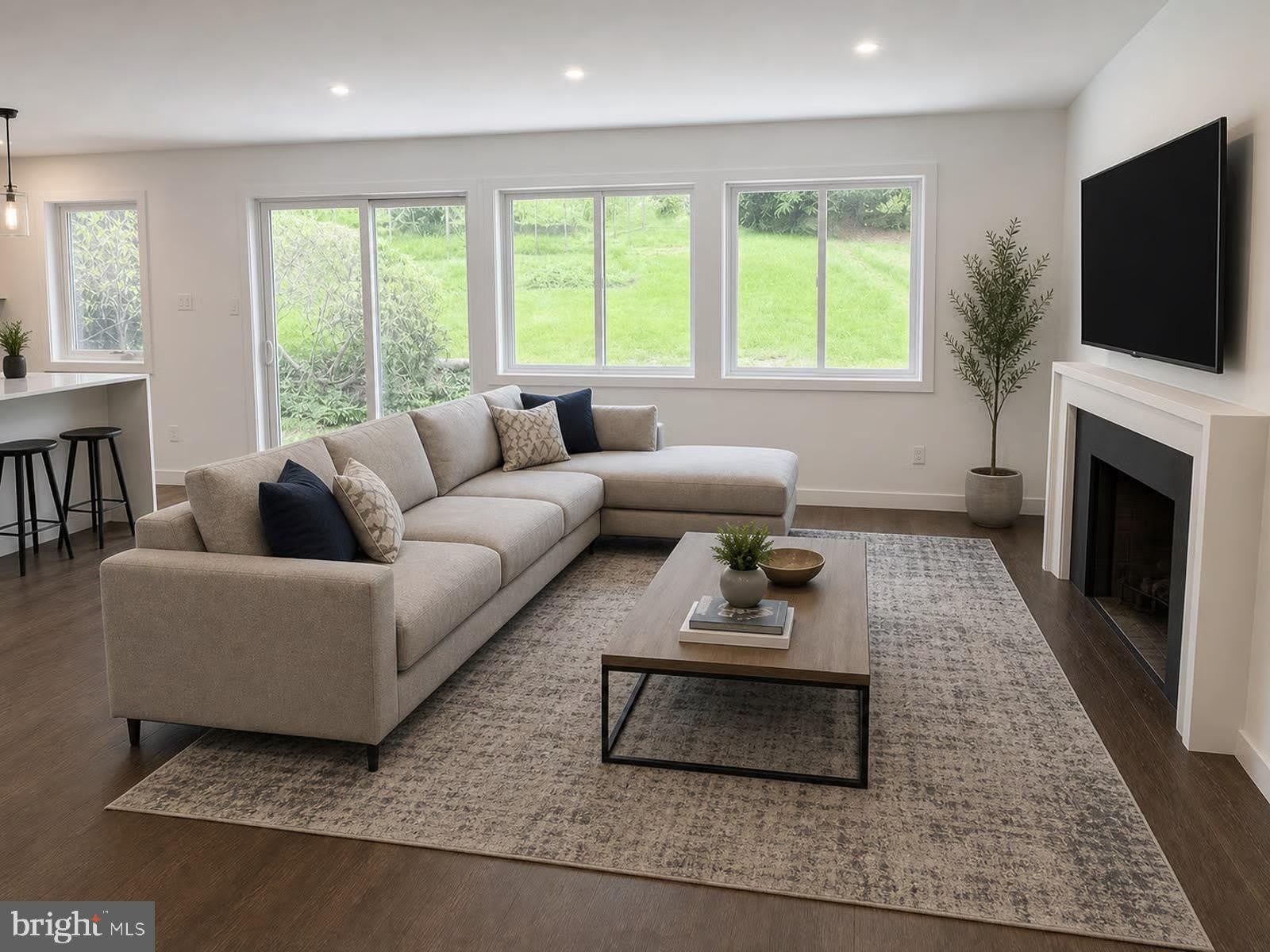 713 WOODFIELD Road – photo 3