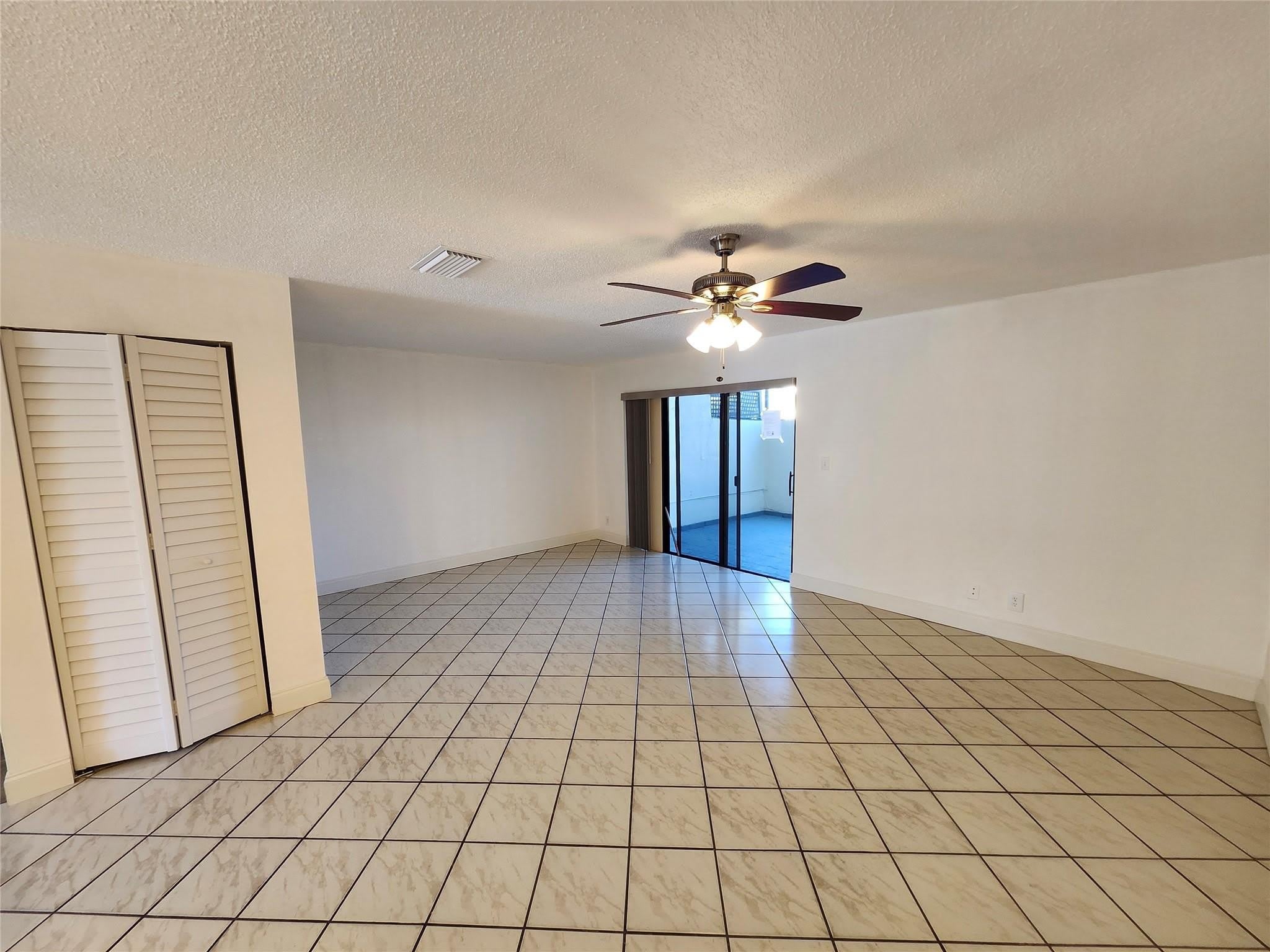 9421 Nw 15Th Street – photo 5