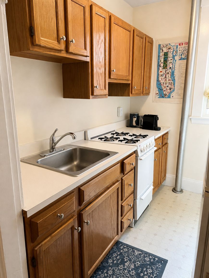 7 Scottfield Rd. – photo 4