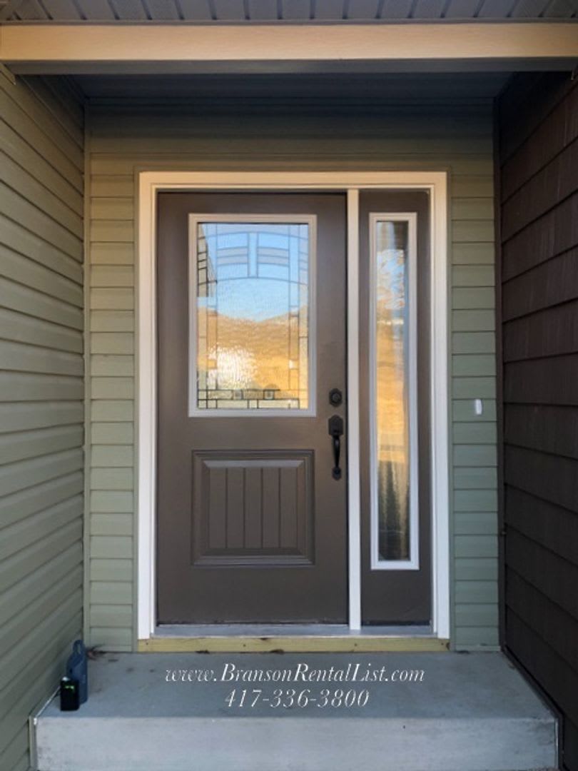 NOW LEASING 3Br with an Unfinished Basement – photo 3