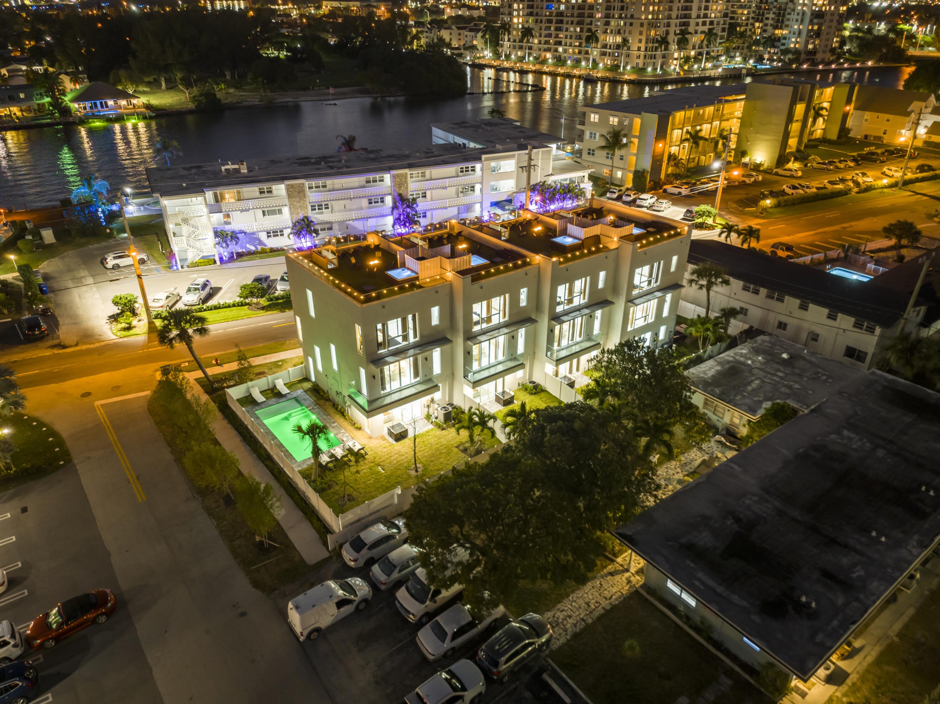 1006 N Riverside Drive – photo 4