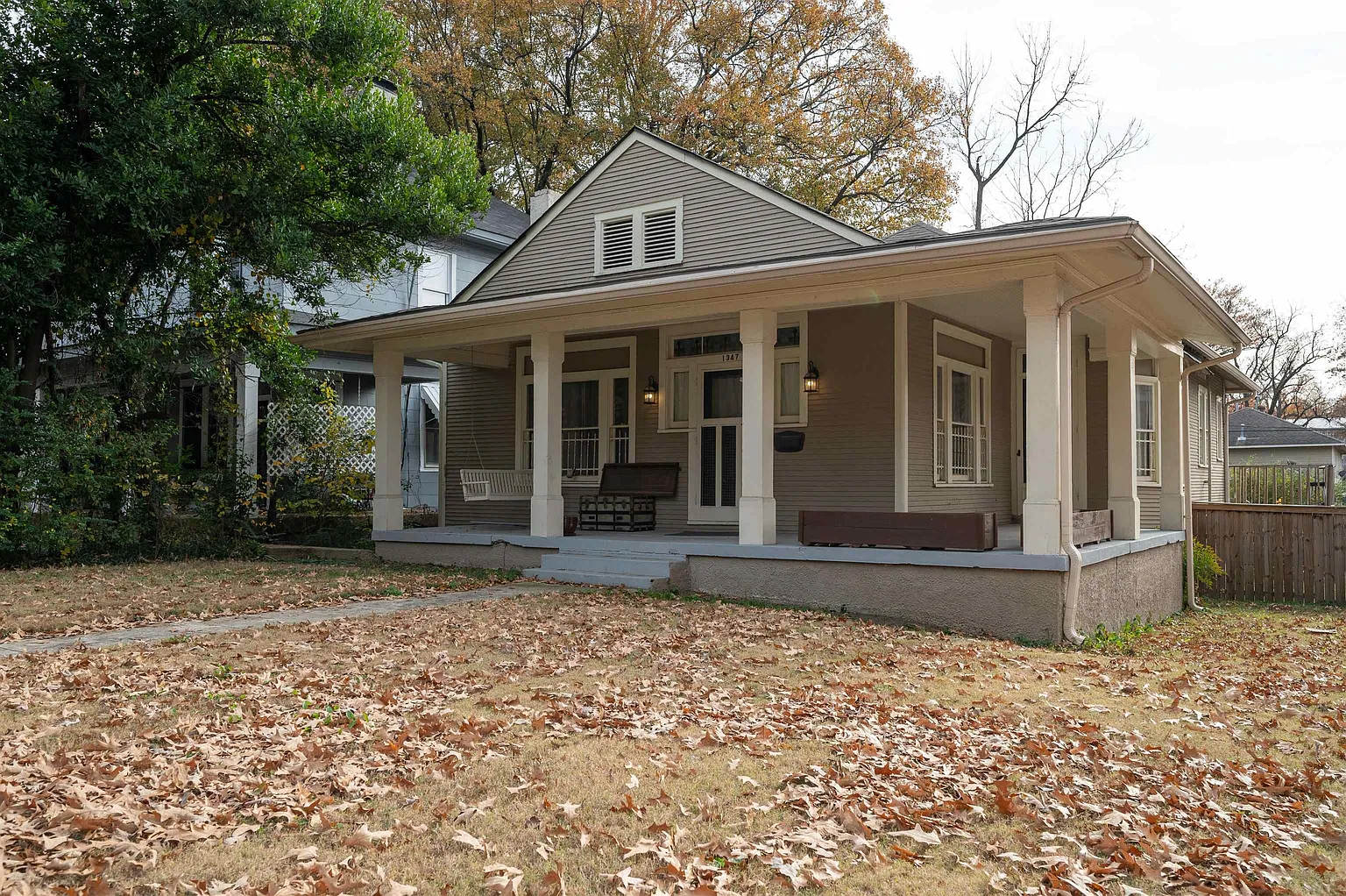 1347 Harbert Avenue – photo 1